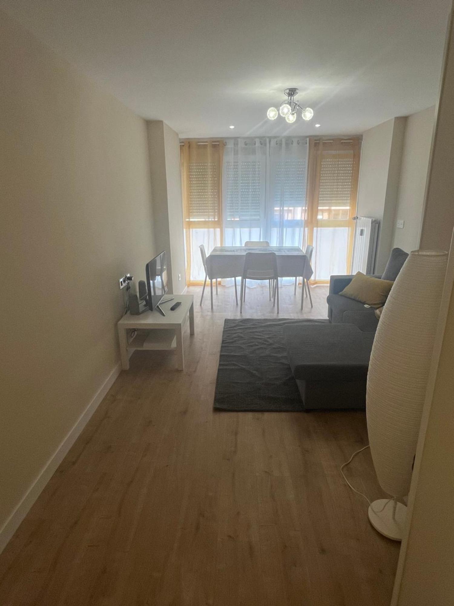 Apartamento Vacacional Burgos Bagian luar foto